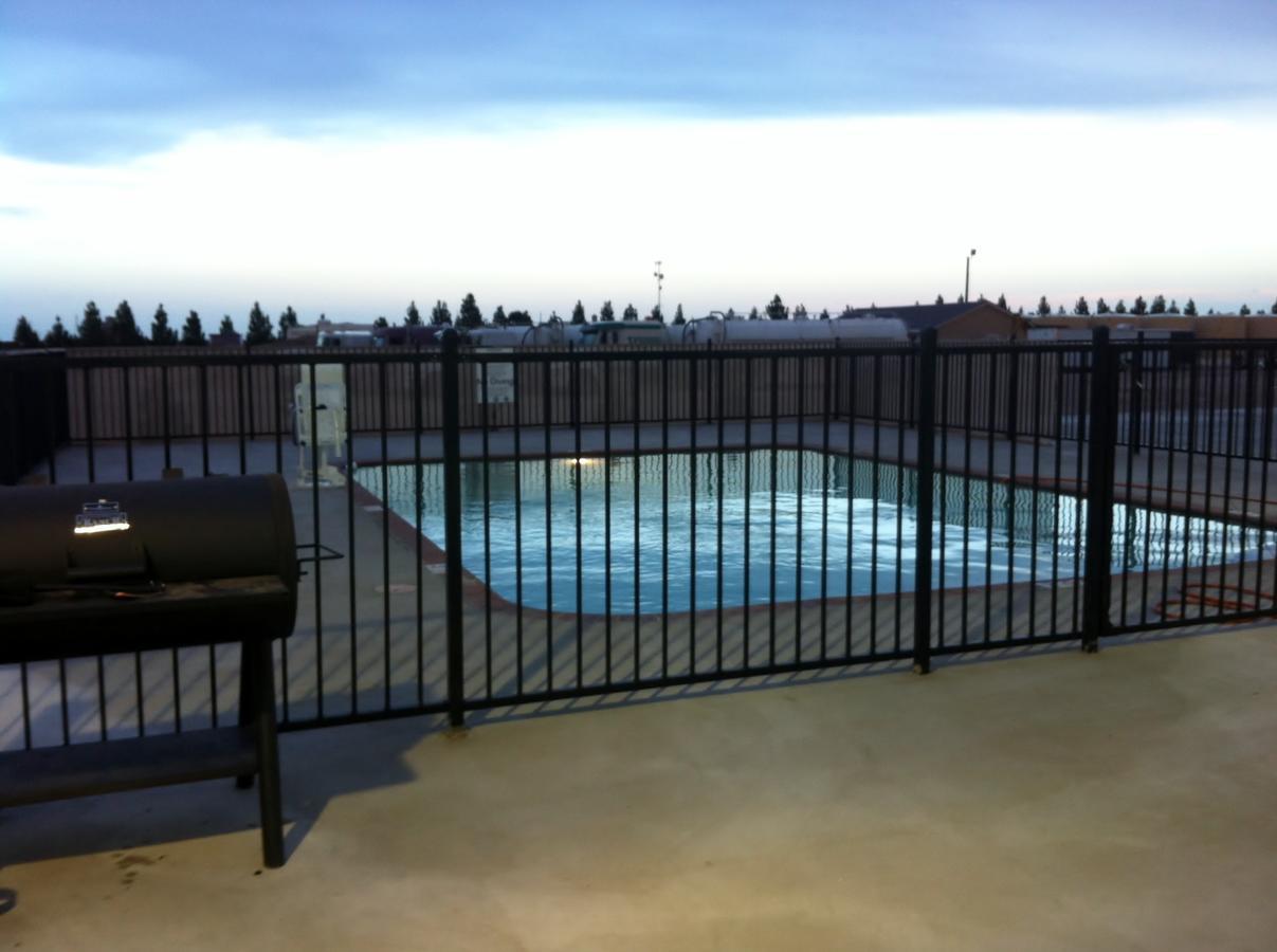 Southern Inn And Suites Kermit Esterno foto